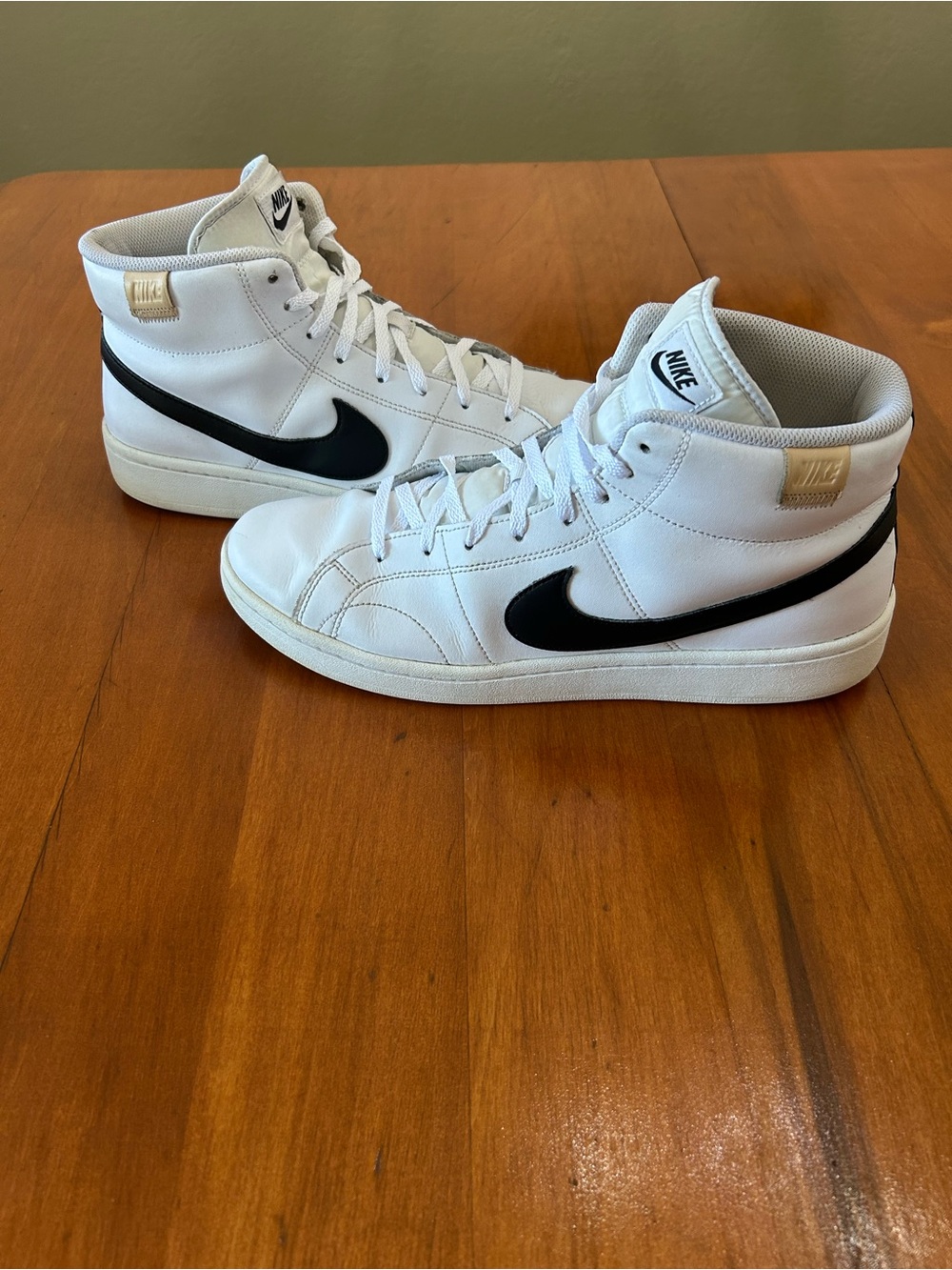 Nike Court Royale Mid White Black Leather High Top Sneakers Men’s 11.5